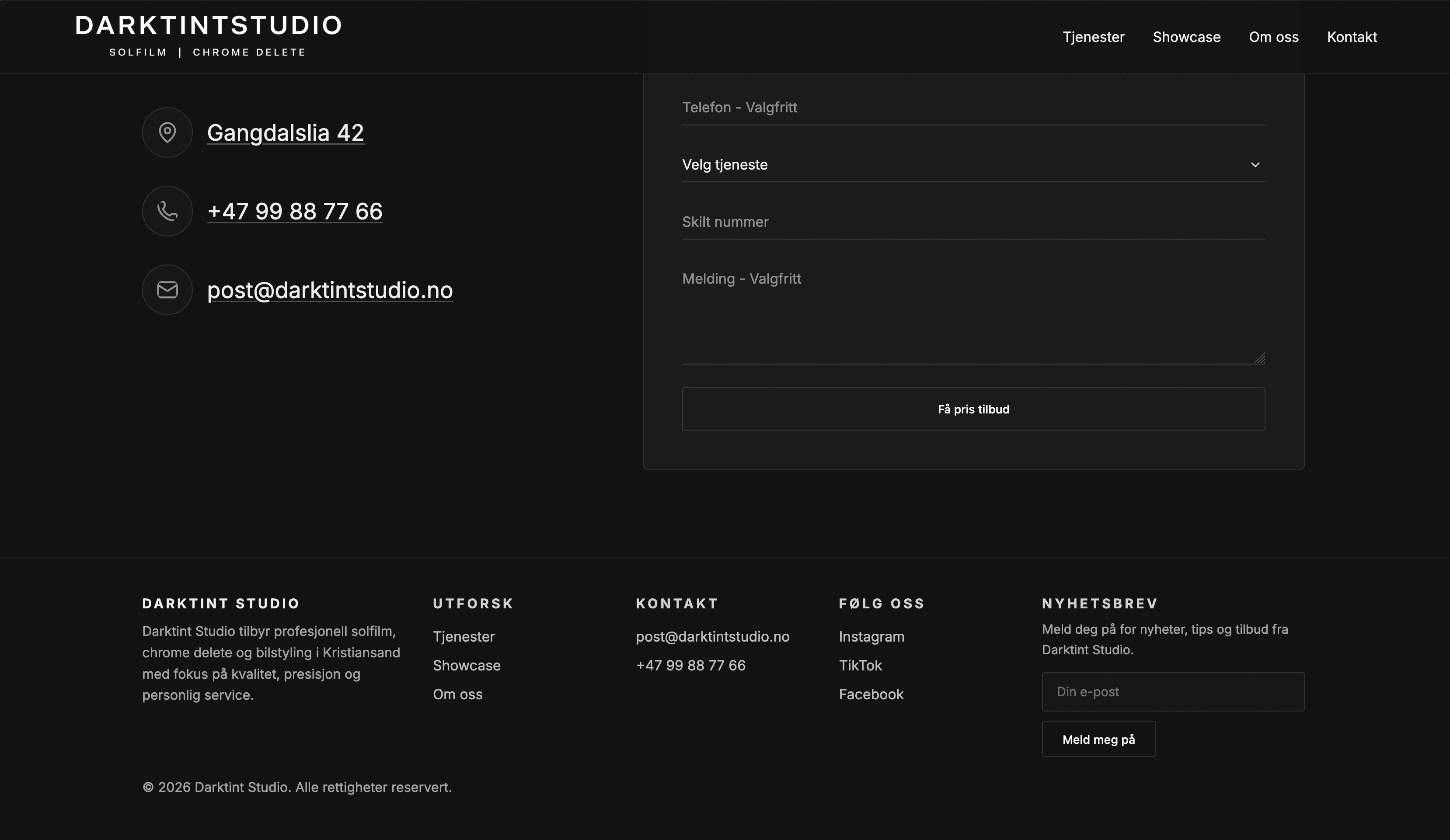 Kontaktinformasjon og bunntekst på Dark Tint Studio sin nettside